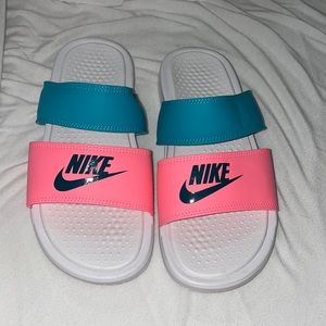 nike slides